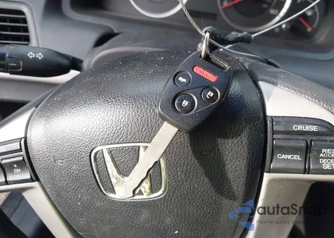 2008 Honda Accord 2.4 Ex z USA, uszkodzony, nr VIN 1HGCP267X8A042398